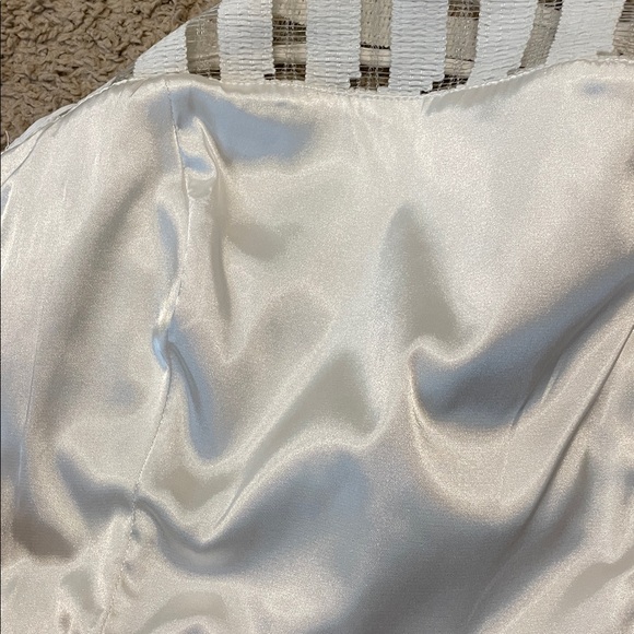 MILLY IVORY GEOMETRIC TEXTURED SIDE EXPOSED ZIPPER RACER BACK CROP TOP NWOT 4 - Picture 10 of 11